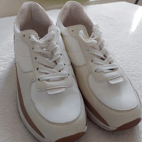 Sneakers 7.5 Wide Tennis Shoes Trainers Wide Fit Cushionaire Memory Foam - Picture 2 of 7